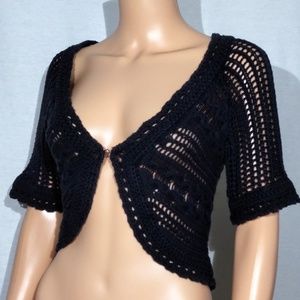 Old Navy:  Intriguing Open Knitted Shrug SM(M)